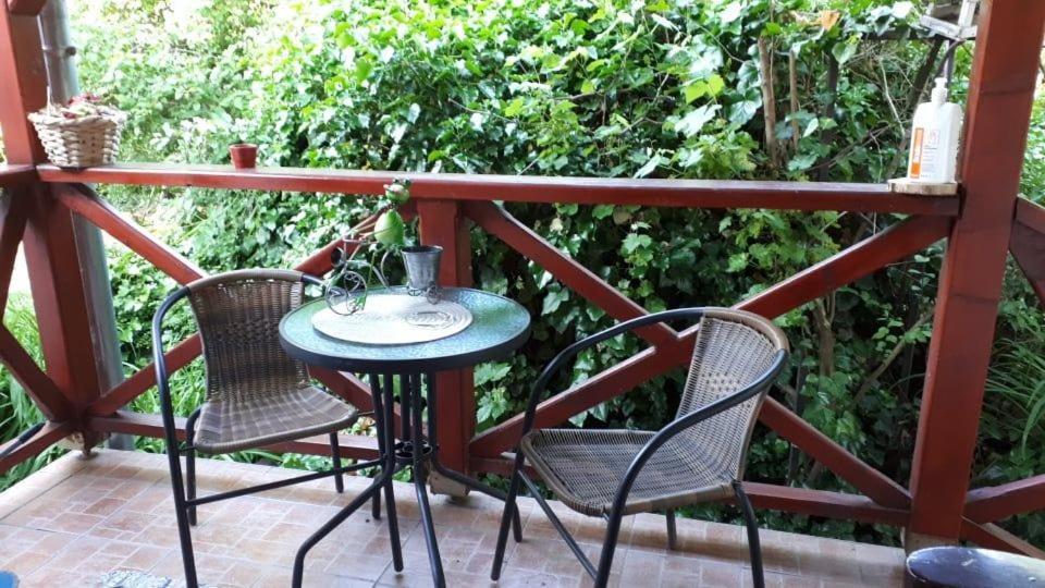 Kerekparos Es Zarandok Vendeghaz Villa Apostag Ngoại thất bức ảnh
